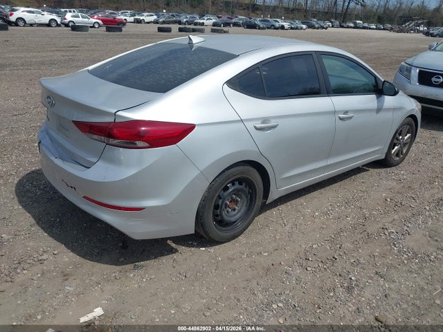 44862902 :رقم المزاد ، 5NPD84LF3JH300220 vin ، 2018 Hyundai Elantra Sel مزاد بيع