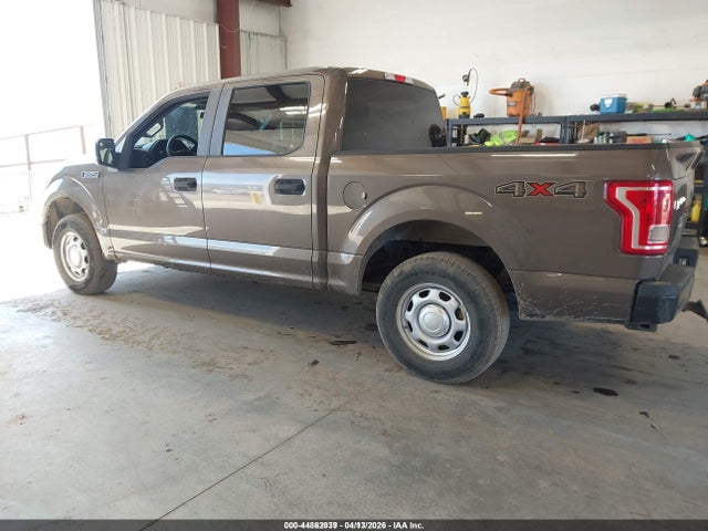 2017 FORD F-150 1FTEW1E80HKE26361 Photo 2