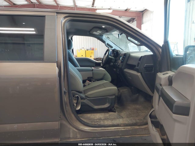 2017 FORD F-150 1FTEW1E80HKE26361 Photo 4
