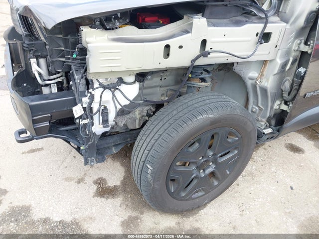 2018 Jeep Renegade Upland Edition 4x4 მანქანა იყიდება აუქციონზე, vin: ZACCJBAB0JPH77344, აუქციონის ნომერი: 44862973