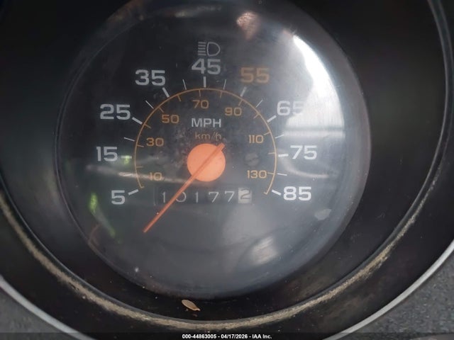 1982 Gmc C1500 მანქანა იყიდება აუქციონზე, vin: 2GTDC14C4C1504563, აუქციონის ნომერი: 44863005