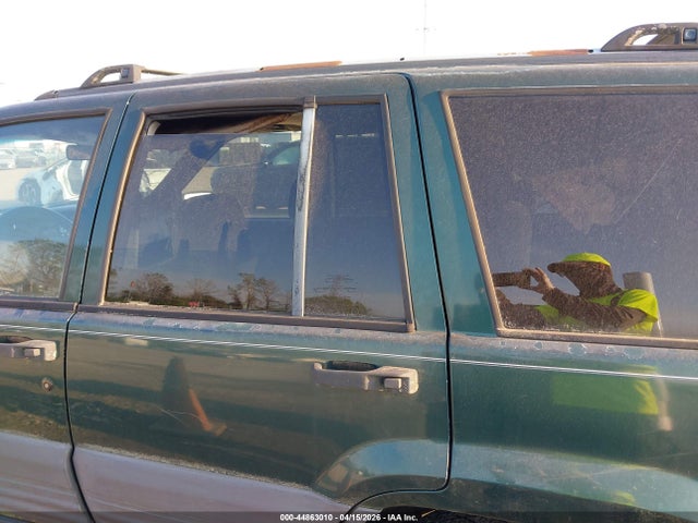 Продажа на аукционе авто 1996 Jeep Grand Cherokee Laredo, vin: 1J4GZ58S8TC222578, номер лота: 44863010