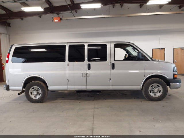 1GAZGPFG7G1317769 Chevrolet Express 3500 Lt