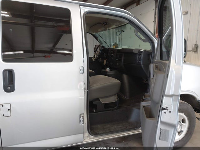 1GAZGPFG7G1317769 Chevrolet Express 3500 Lt