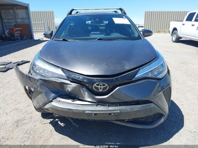 Toyota C-HR XLE 2021 JTNKHMBX3M1122110 Image 12