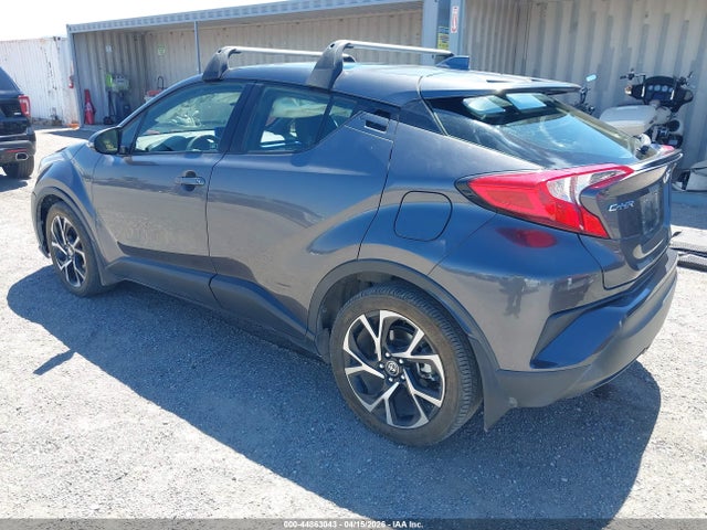 Toyota C-HR XLE 2021 JTNKHMBX3M1122110 Image 3