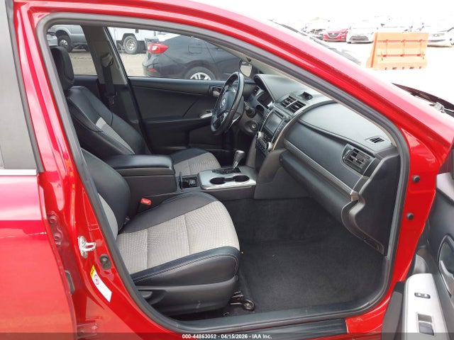 2014 Toyota Camry Se მანქანა იყიდება აუქციონზე, vin: 4T1BF1FK3EU791464, აუქციონის ნომერი: 44863052