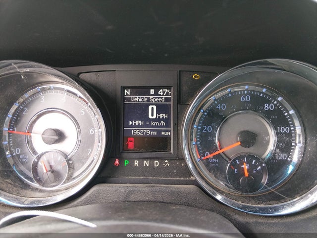 2C4RC1BG5ER217040 Chrysler Town &amp; Country Touring