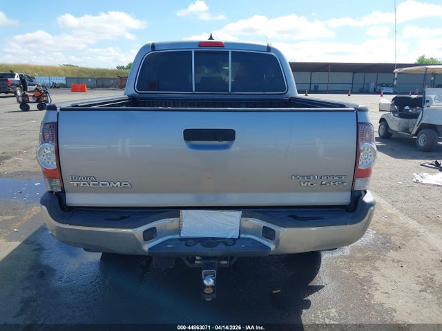 Toyota Tacoma Prerunner V6 2015 5TFJU4GN7FX077045 Image 16