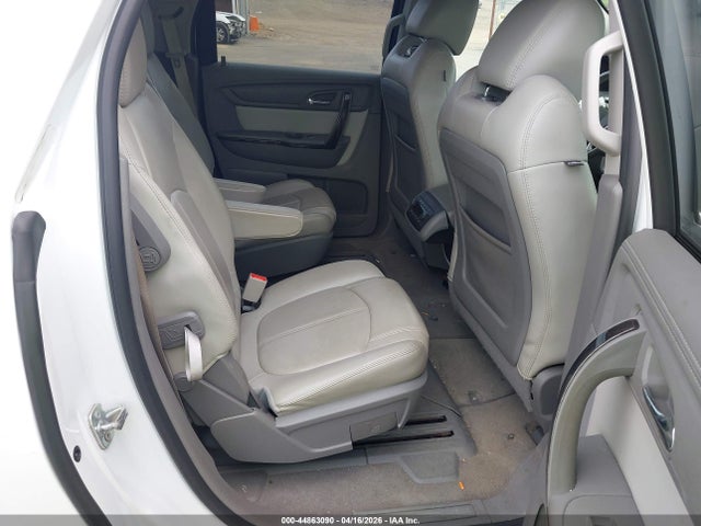 44863090 :رقم المزاد ، 1GKKRSKD6HJ237614 vin ، 2017 Gmc Acadia Limited مزاد بيع