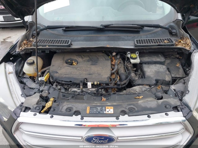 Продажа на аукционе авто 2017 Ford Escape Se, vin: 1FMCU0GD9HUE70005, номер лота: 44863114