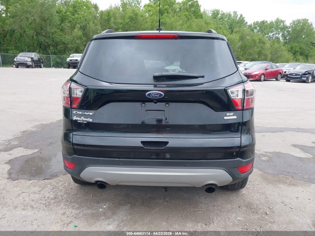 Продажа на аукционе авто 2017 Ford Escape Se, vin: 1FMCU0GD9HUE70005, номер лота: 44863114
