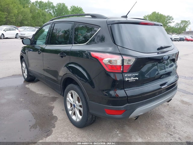 Продажа на аукционе авто 2017 Ford Escape Se, vin: 1FMCU0GD9HUE70005, номер лота: 44863114