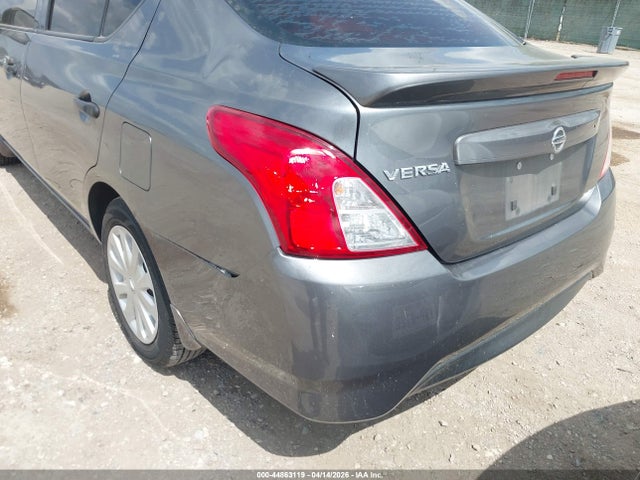 3N1CN7AP9JL801892 Nissan Versa 1.6 S+