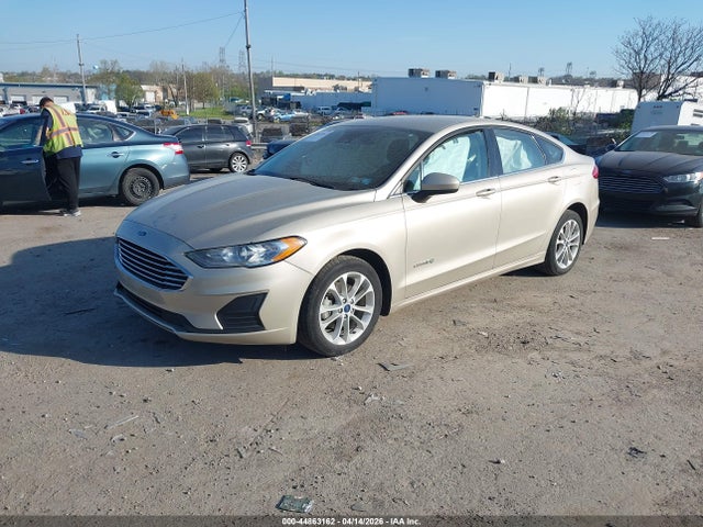 Ford Fusion Hybrid Se 2019 3FA6P0LU6KR192392 Image 2