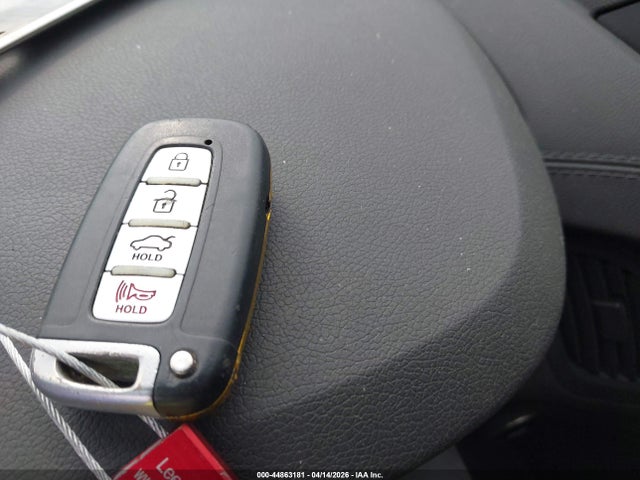 44863181 :رقم المزاد ، KMHHU6KJ5FU124648 vin ، 2015 Hyundai Genesis 3.8 Ultimate مزاد بيع