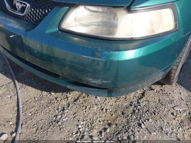2000 Ford Mustang მანქანა იყიდება აუქციონზე, vin: 1FAFP4044YF195163, აუქციონის ნომერი: 44863186