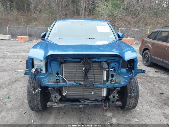 2017 Toyota Tacoma Sr5 მანქანა იყიდება აუქციონზე, vin: 5TFRX5GN8HX074769, აუქციონის ნომერი: 44863196