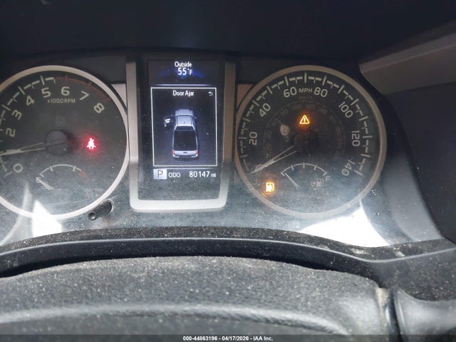 2017 Toyota Tacoma Sr5 მანქანა იყიდება აუქციონზე, vin: 5TFRX5GN8HX074769, აუქციონის ნომერი: 44863196