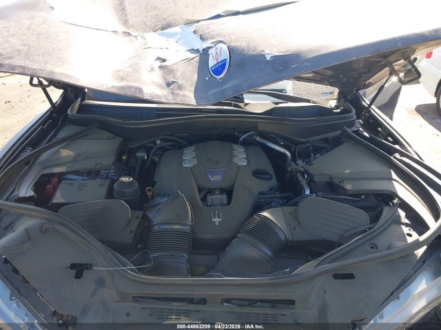 Продаж на аукціоні авто 2017 Maserati Levante S, vin: ZN661YUA6HX243788, номер лоту: 44863209