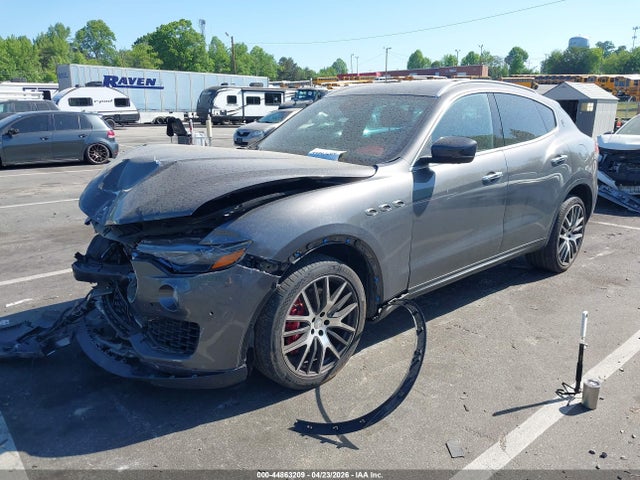Продаж на аукціоні авто 2017 Maserati Levante S, vin: ZN661YUA6HX243788, номер лоту: 44863209
