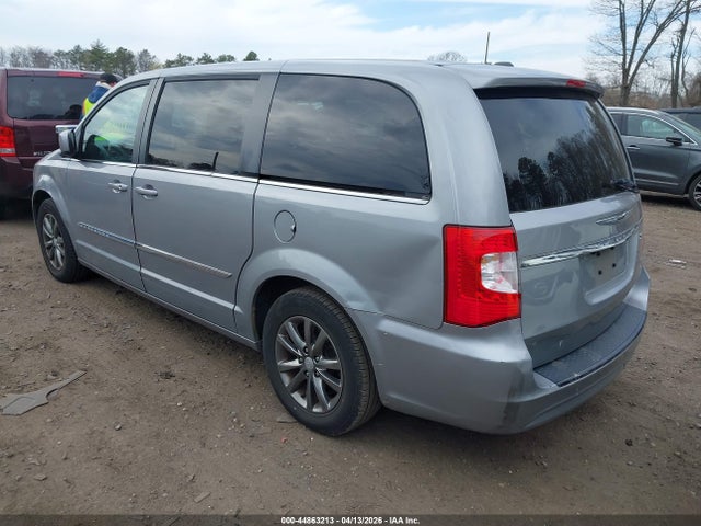 2015 CHRYSLER TOWN & COUNTRY 2C4RC1HG9FR563245 Photo 2