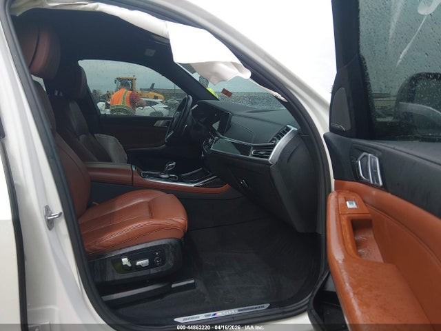 Продаж на аукціоні авто 2022 Bmw X7 M50i, vin: 5UXCX6C05N9J21812, номер лоту: 44863220