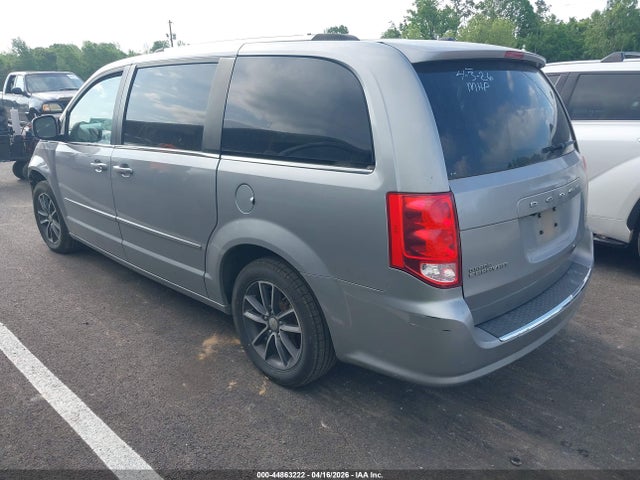 Продажа на аукционе авто 2017 Dodge Grand Caravan Sxt, vin: 2C4RDGCGXHR685879, номер лота: 44863222