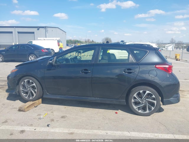44863223 :رقم المزاد ، JTNKARJE1JJ573579 vin ، 2018 Toyota Corolla Im مزاد بيع