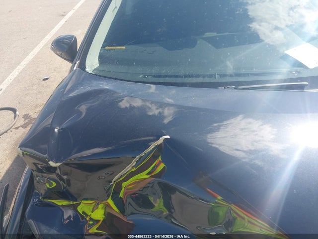 44863223 :رقم المزاد ، JTNKARJE1JJ573579 vin ، 2018 Toyota Corolla Im مزاد بيع
