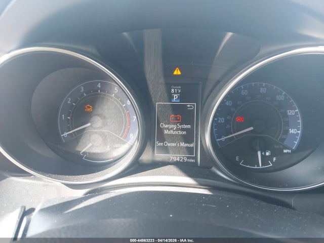 44863223 :رقم المزاد ، JTNKARJE1JJ573579 vin ، 2018 Toyota Corolla Im مزاد بيع