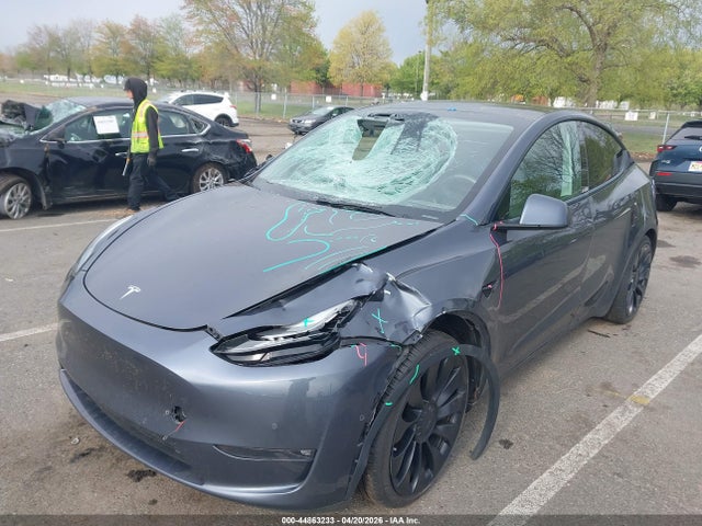 Продажа на аукционе авто 2022 Tesla Model Y Performance Dual Motor All-wheel Drive, vin: 7SAYGDEF2NF537029, номер лота: 44863233
