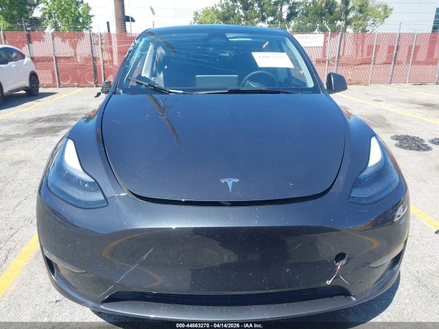 Продаж на аукціоні авто 2024 Tesla Model Y Long Range Dual Motor All-wheel Drive, vin: 7SAYGAEE8RF034696, номер лоту: 44863270