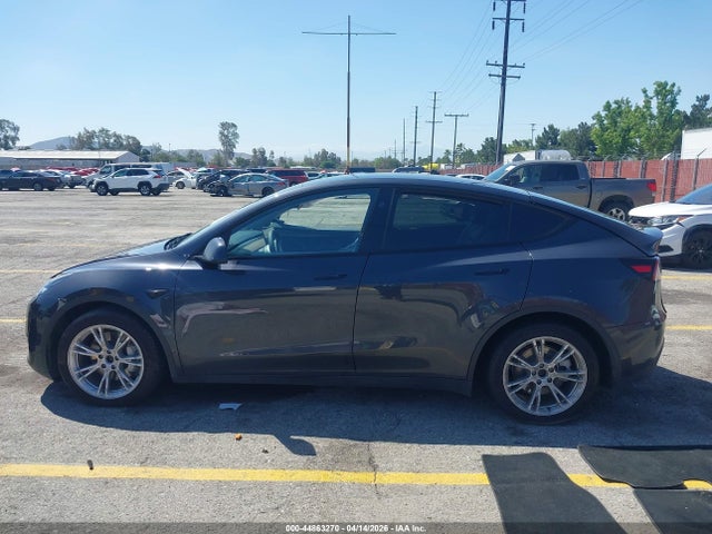 Продаж на аукціоні авто 2024 Tesla Model Y Long Range Dual Motor All-wheel Drive, vin: 7SAYGAEE8RF034696, номер лоту: 44863270