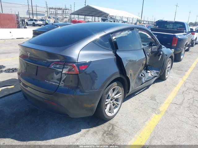 Продаж на аукціоні авто 2024 Tesla Model Y Long Range Dual Motor All-wheel Drive, vin: 7SAYGAEE8RF034696, номер лоту: 44863270