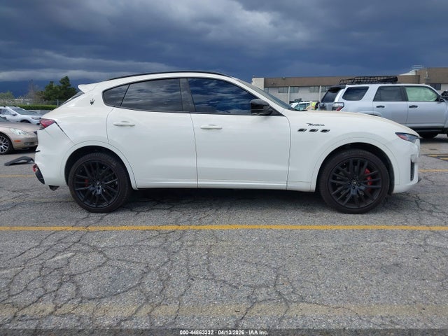 Продаж на аукціоні авто 2022 Maserati Levante Modena, vin: ZN661YUM2NX391751, номер лоту: 44863332
