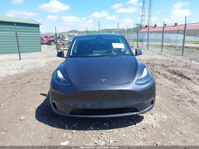 Продаж на аукціоні авто 2024 Tesla Model Y Long Range Dual Motor All-wheel Drive, vin: 7SAYGDEE2RF195076, номер лоту: 44863333