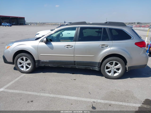 Aukcja sprzedaży 2014 Subaru Outback 2.5i Limited, vin: 4S4BRCLC7E3287747, numer aukcji: 44863344