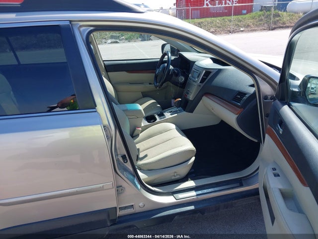 Aukcja sprzedaży 2014 Subaru Outback 2.5i Limited, vin: 4S4BRCLC7E3287747, numer aukcji: 44863344