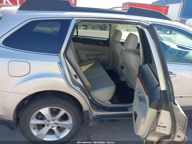 Aukcja sprzedaży 2014 Subaru Outback 2.5i Limited, vin: 4S4BRCLC7E3287747, numer aukcji: 44863344
