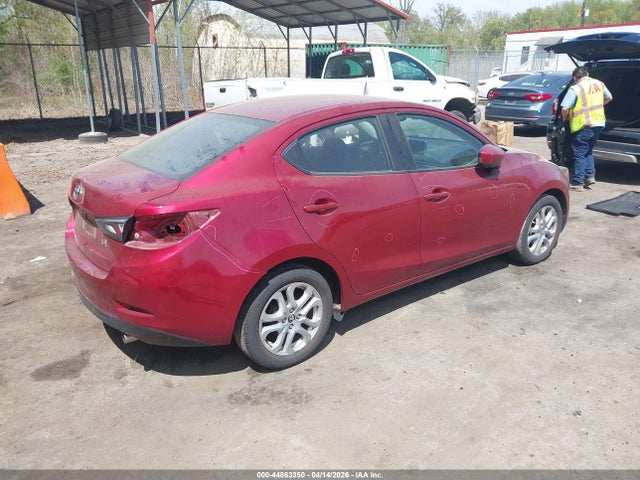 Продажа на аукционе авто 2017 Toyota Yaris Ia, vin: 3MYDLBYV0HY177901, номер лота: 44863350