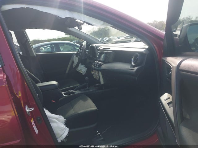 2018 Toyota Rav4 Le მანქანა იყიდება აუქციონზე, vin: 2T3BFREV0JW830281, აუქციონის ნომერი: 44863396