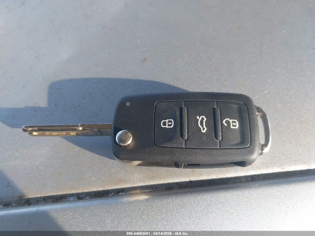Продаж на аукціоні авто 2012 Volkswagen Jetta 2.0l S, vin: 3VW2K7AJ8CM467085, номер лоту: 44863401