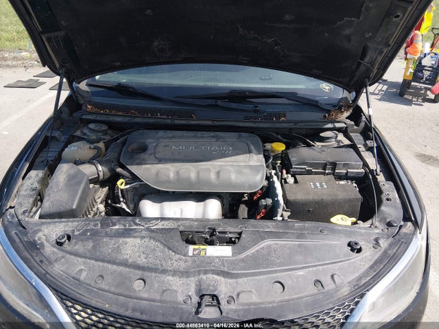44863410 :رقم المزاد ، 1C3CCCAB2GN102844 vin ، 2016 Chrysler 200 Limited مزاد بيع