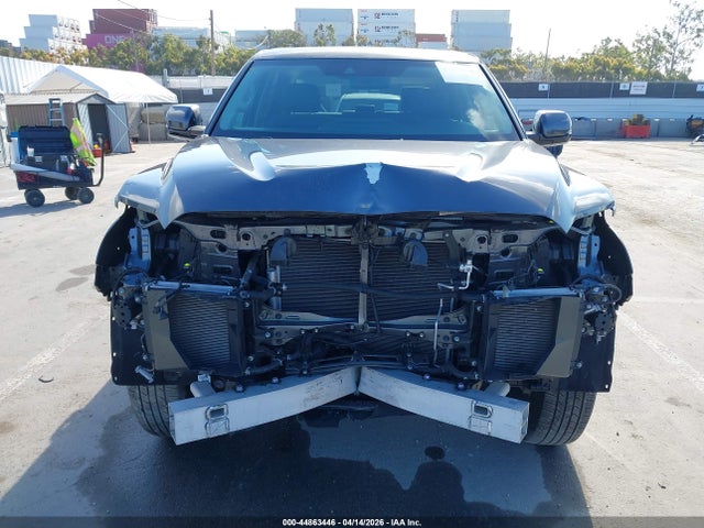 2024 Toyota Tundra Limited მანქანა იყიდება აუქციონზე, vin: 5TFJA5DB2RX205415, აუქციონის ნომერი: 44863446