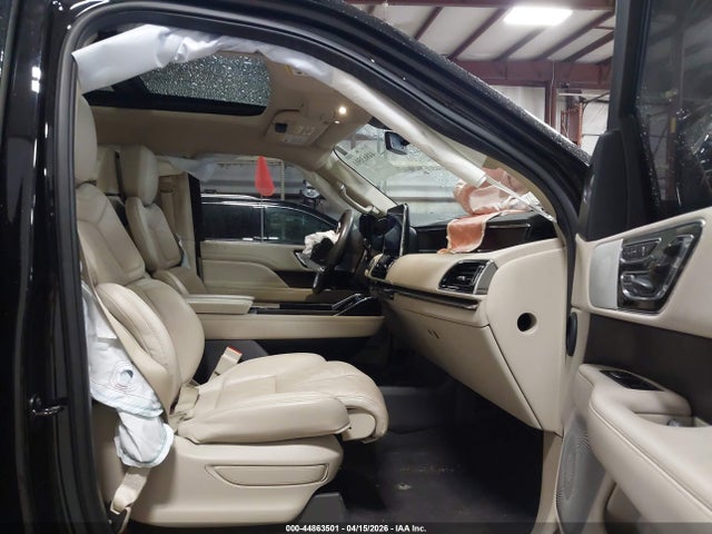 Продажа на аукционе авто 2021 Lincoln Navigator Reserve, vin: 5LMJJ2LT6MEL12473, номер лота: 44863501