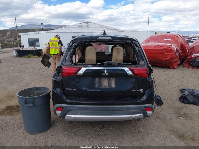 Продаж на аукціоні авто 2018 Mitsubishi Outlander Se, vin: JA4AZ3A36JZ023830, номер лоту: 44863512