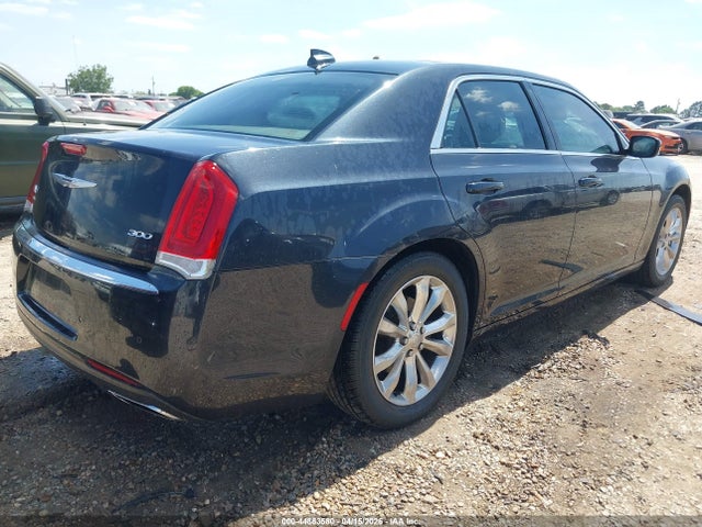 2016 Chrysler 300 Anniversary Edition მანქანა იყიდება აუქციონზე, vin: 2C3CCARG3GH288200, აუქციონის ნომერი: 44863580