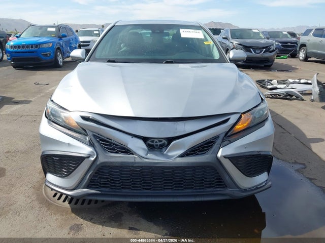 4T1G11AK2MU587944 Toyota CAMRY SE
