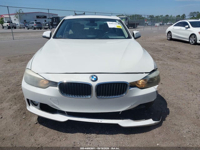 Продаж на аукціоні авто 2013 Bmw 320i, vin: WBA3B1C57DK128148, номер лоту: 44863601